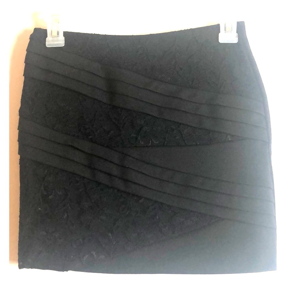 Black Wet Seal Mini Skirt NWOT [3 for 10]